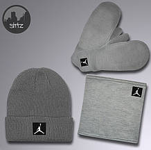 Чоловічий комплект шапка + бафф + рукавички Jordan сірого кольору (люкс )