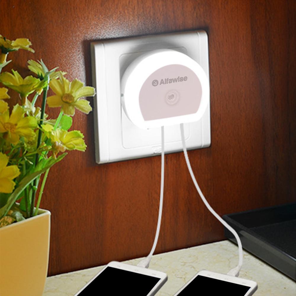 Alfawise HTV-777 нічник з датчиком освітлення + 2 USB зарядки