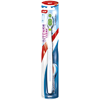 Зубная щетка Aquafresh Intense Clean, 1 шт