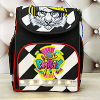 Рюкзак школьный каркасный для девочки с фонариками Bagland, черный с котом 12 л.