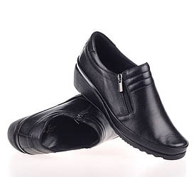 Туфлі жіночі Lonza 2424 чорні шкіряні на повну ногу