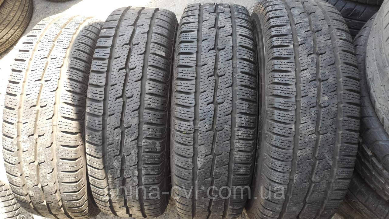 Зимові вантажні шини 215/70 R15C 109/107S TOYO OBSERVE VAN