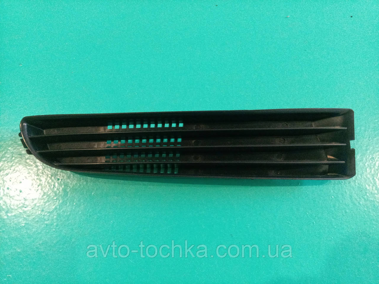 Заглушка в Передний Бампер Правая Ауди A8 D2. 1994-1999. — Купить ...