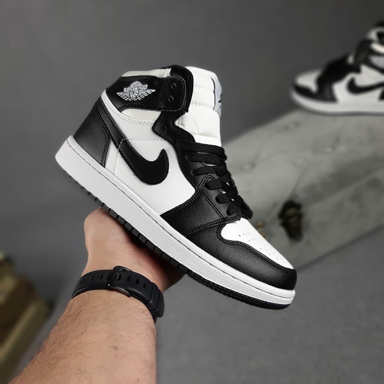 Женские кроссовки Nike Air Jordan (бело-черные) О20274 крутые модные кроссы