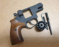 10 зарядний револьвер флобера прихованого носіння РС-1.1 з планкою пікатині. СЕМ.