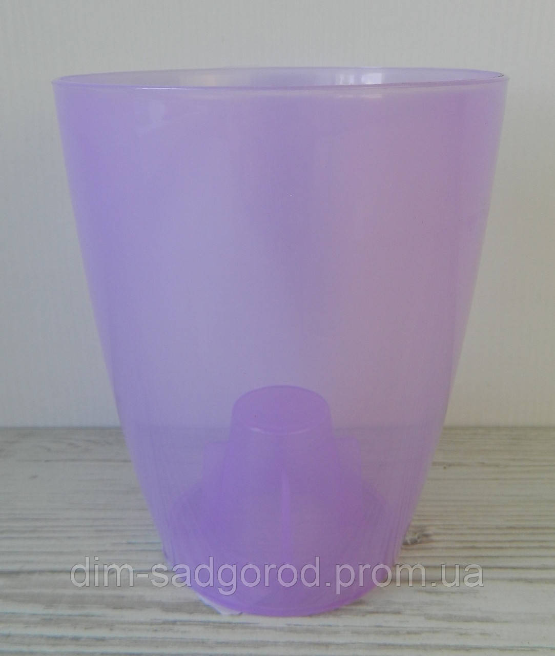 Пластикове кашпо для орхідеї матове фіолетове коубі d13см