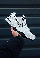 Стильные кроссы Nike Monarсh белого цвета. Демисезонные кроссовки для парней Найк. Кроссы Найк Монарх.