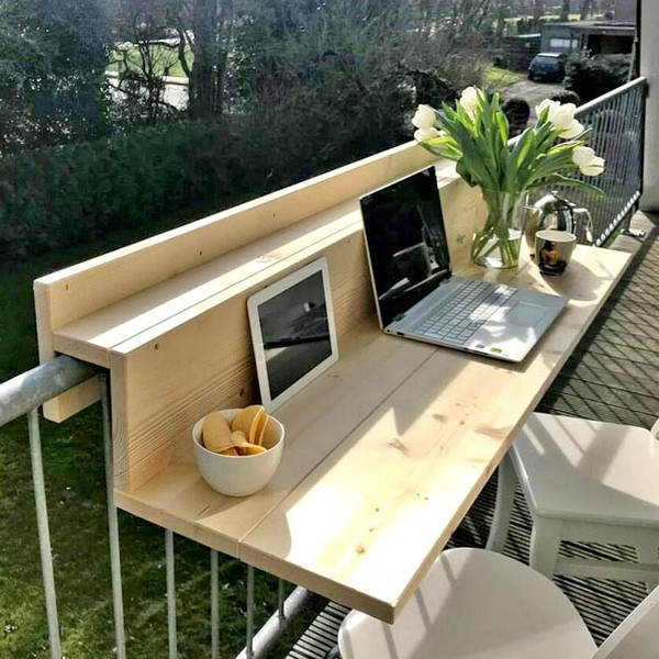 مبلمان اداری در فضای باز