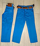 Яскравий ошатний костюм для підлітка: блакитна сорочка Polo і штани кольору електрик, фото 4