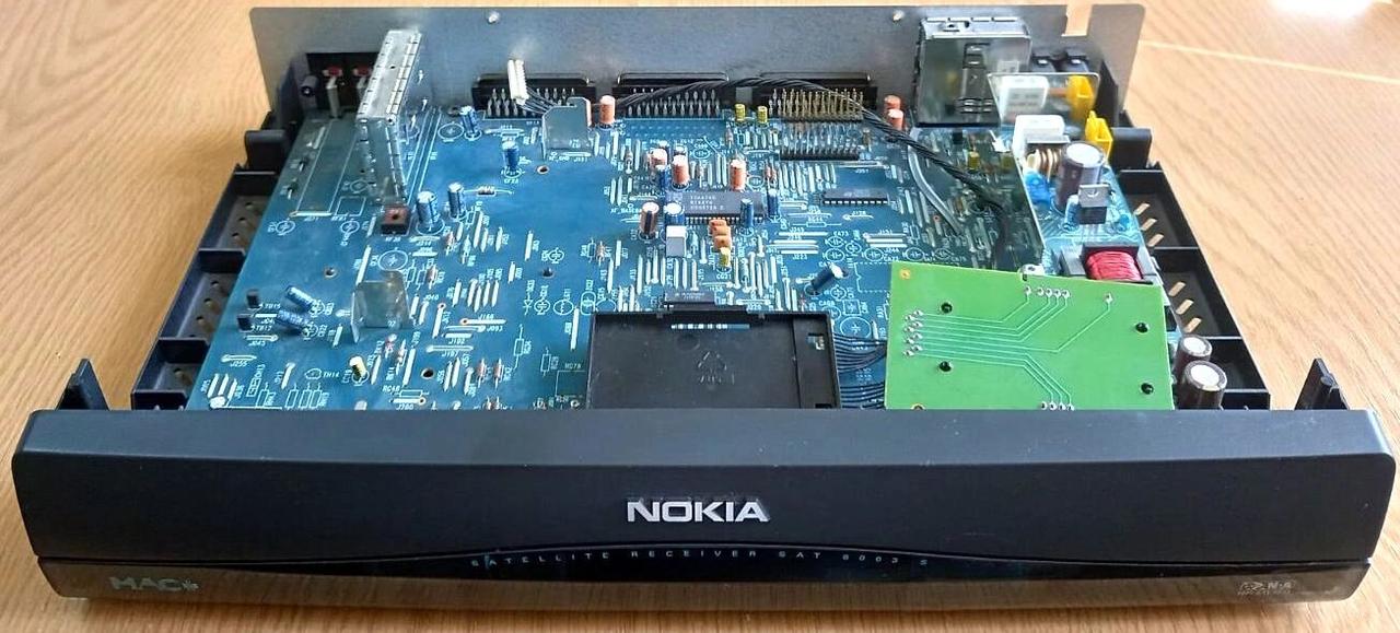 Ресівер аналоговий Nokia (оригінал), б / у для радіоаматорів на запчастини