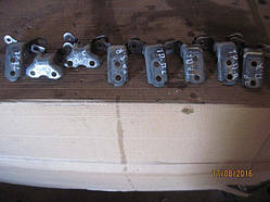Петля двері передньої правої Toyota Prado 2003-2009 6873035031 (Арт.11334)