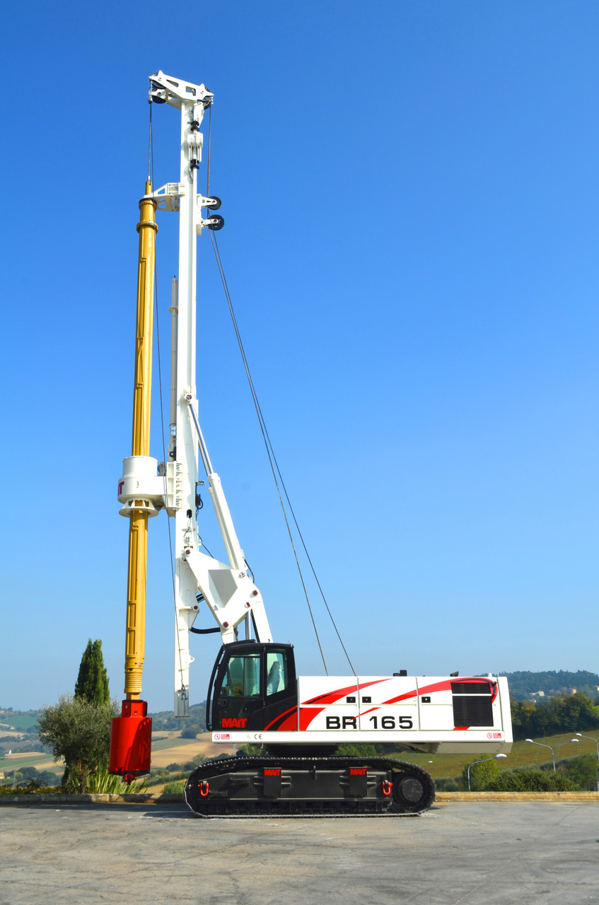 Бурова установка Mait BR 165