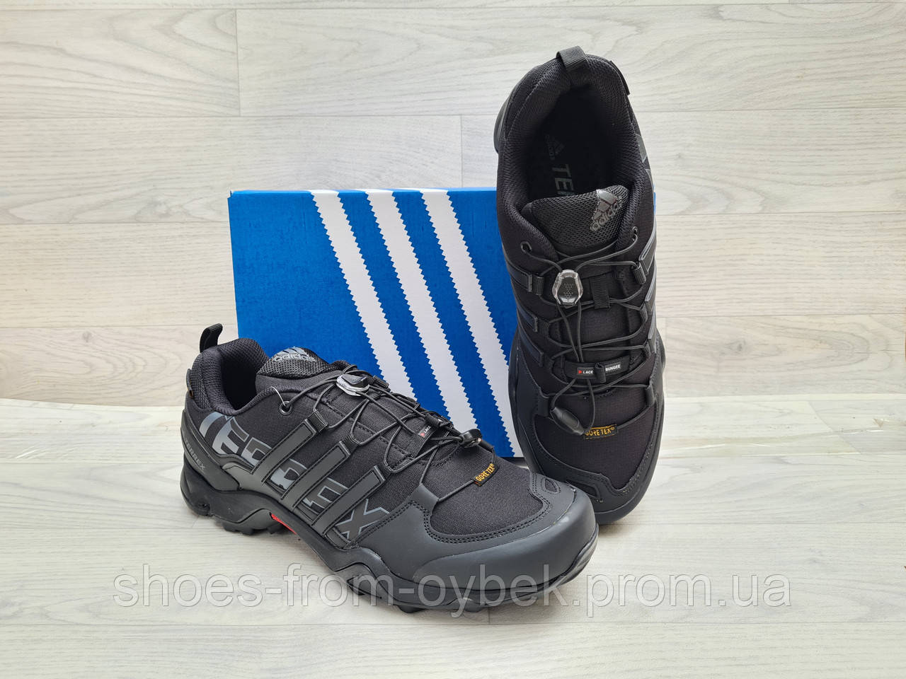 Мужские кроссовки Adidas черные водоотталкивающие - фото 3 - id-p1454980606