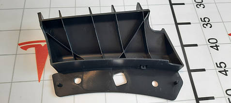 1084170-00-R Кронштейн переднього бампера верхній правий Tesla Model 3 (108417000B), фото 4