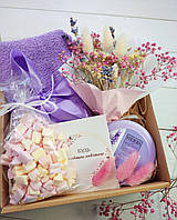 Подарочный набор для женщины, девушки, букет из сухоцветов, полотенце махровое, Маршмэллоу, открытки