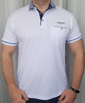 Чоловіча футболка білий колір із кишенею великого розміру.