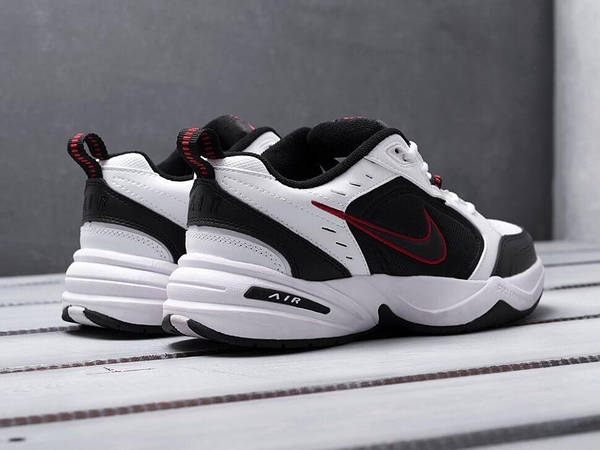 Nike Air Monarch 4