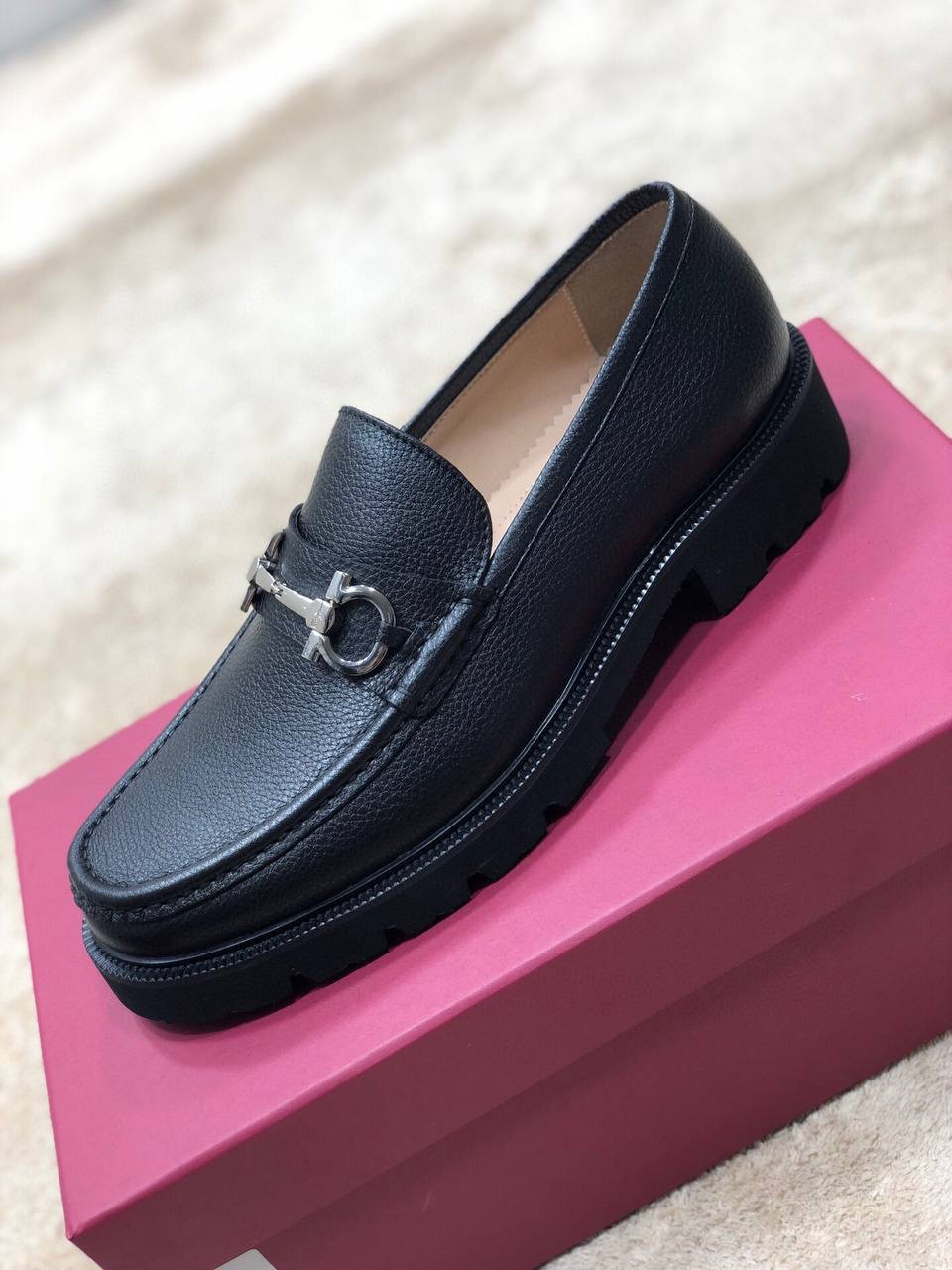 Чоловічі мокасини