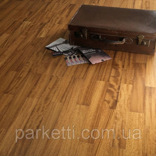 Трьохсмуговий паркет Karelia Іроко Light 3S Трьохсмуговий паркет Karelia Іроко Light 3S