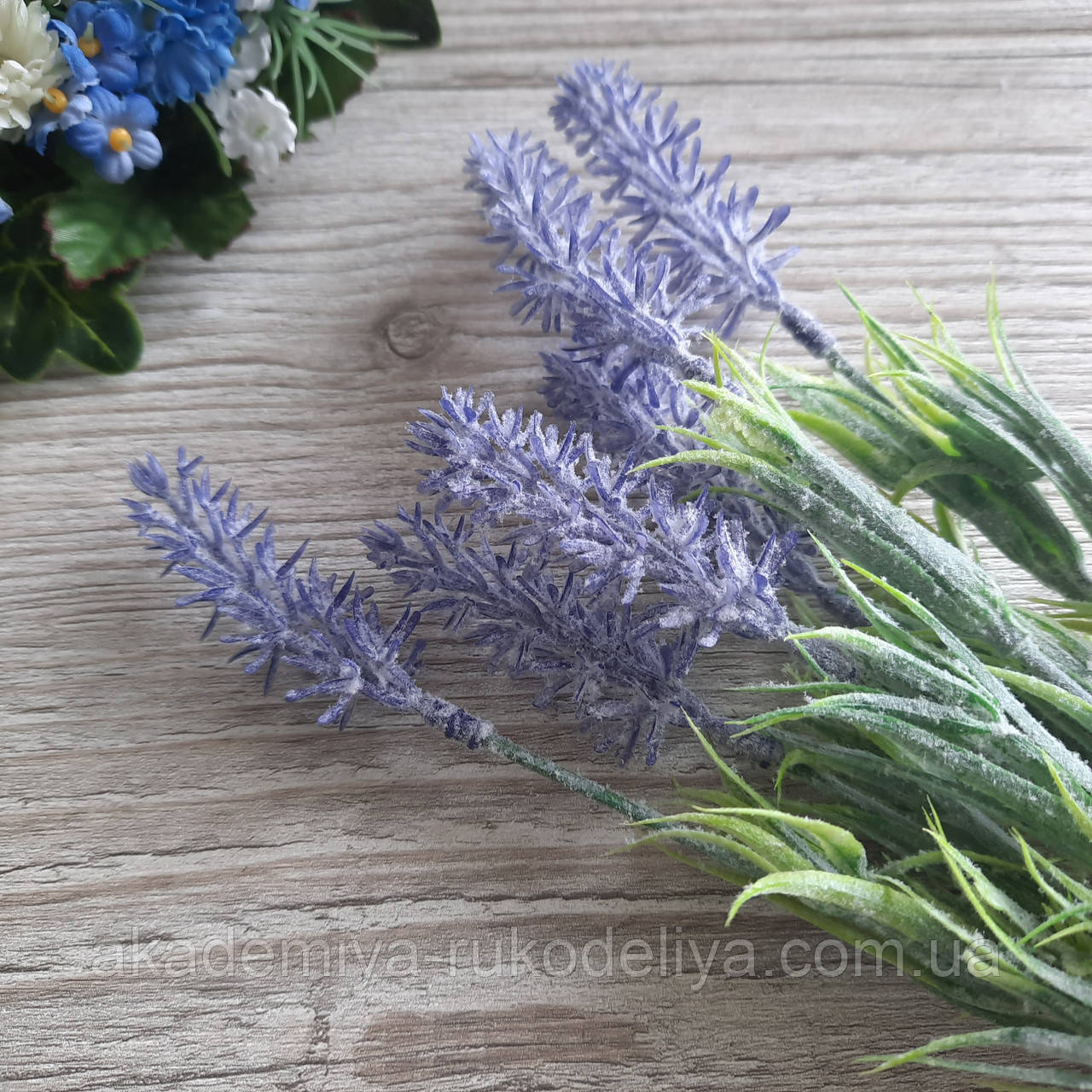 Кущ лаванди, пластик в присыпке - (7 гілок), фото 1