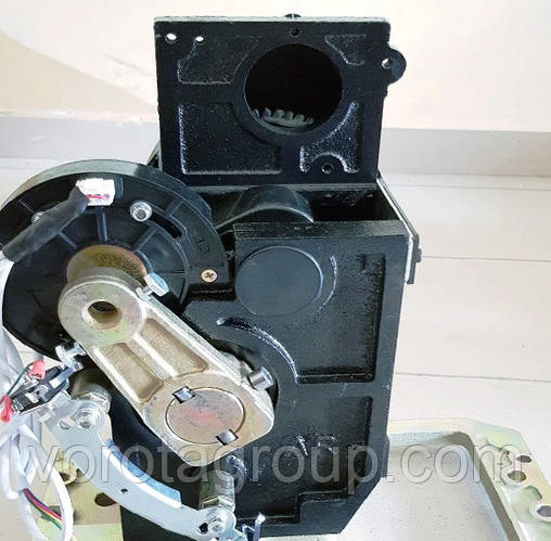 Купить Редуктор для шлагбаума, цена 4296.39 ₴ — Prom.ua (ID#296176393)