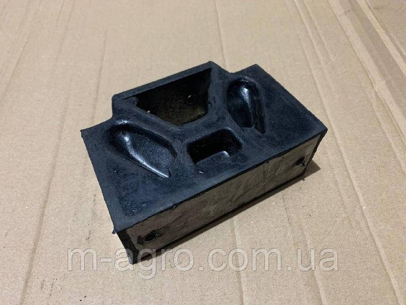 Подушка бокової опори двигуна Т-150 (СМД-60) (500-1001035-Б), фото 1