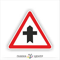 Не світловідбивна наклейка (маска) дорожнього знаку 1.22. Перехрещення з другорядною дорогою