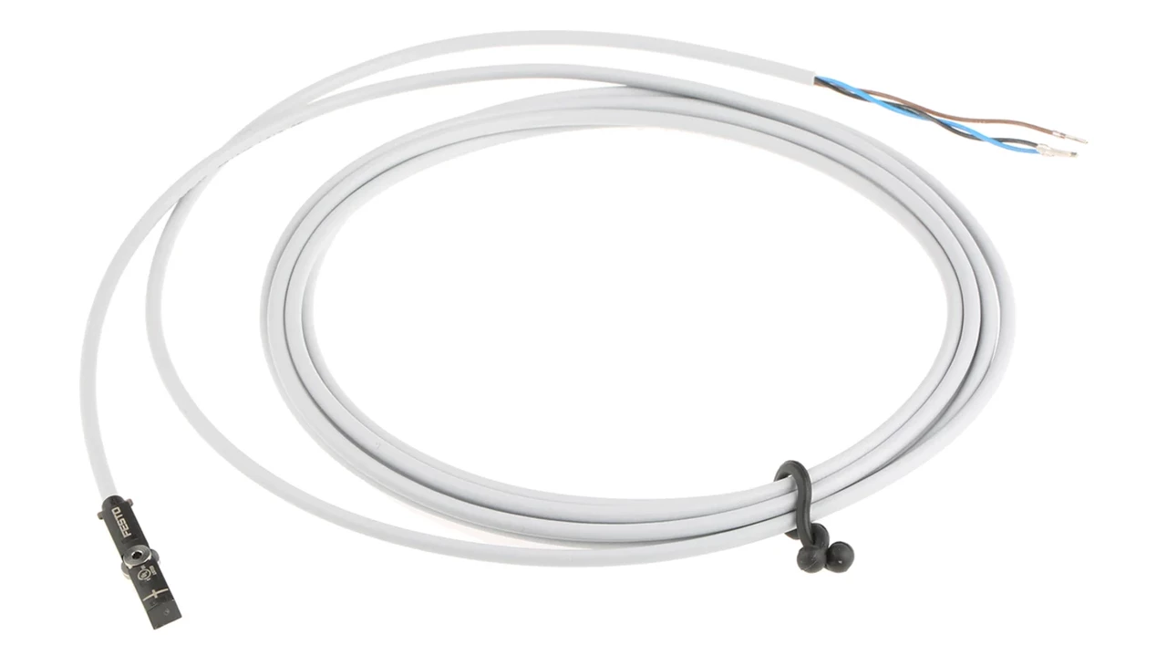 Датчик положення Festo SMT-8M-A-PS-24V-E-2,5-OE 2,5 м 24 V 574335, фото 1