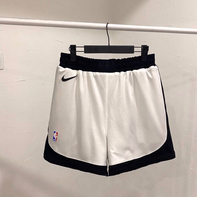 Шорти чоловічі FEAR OF GOD x Nike Reversible Shorts "Summit White" / CLO-268 (Розмір:XL)