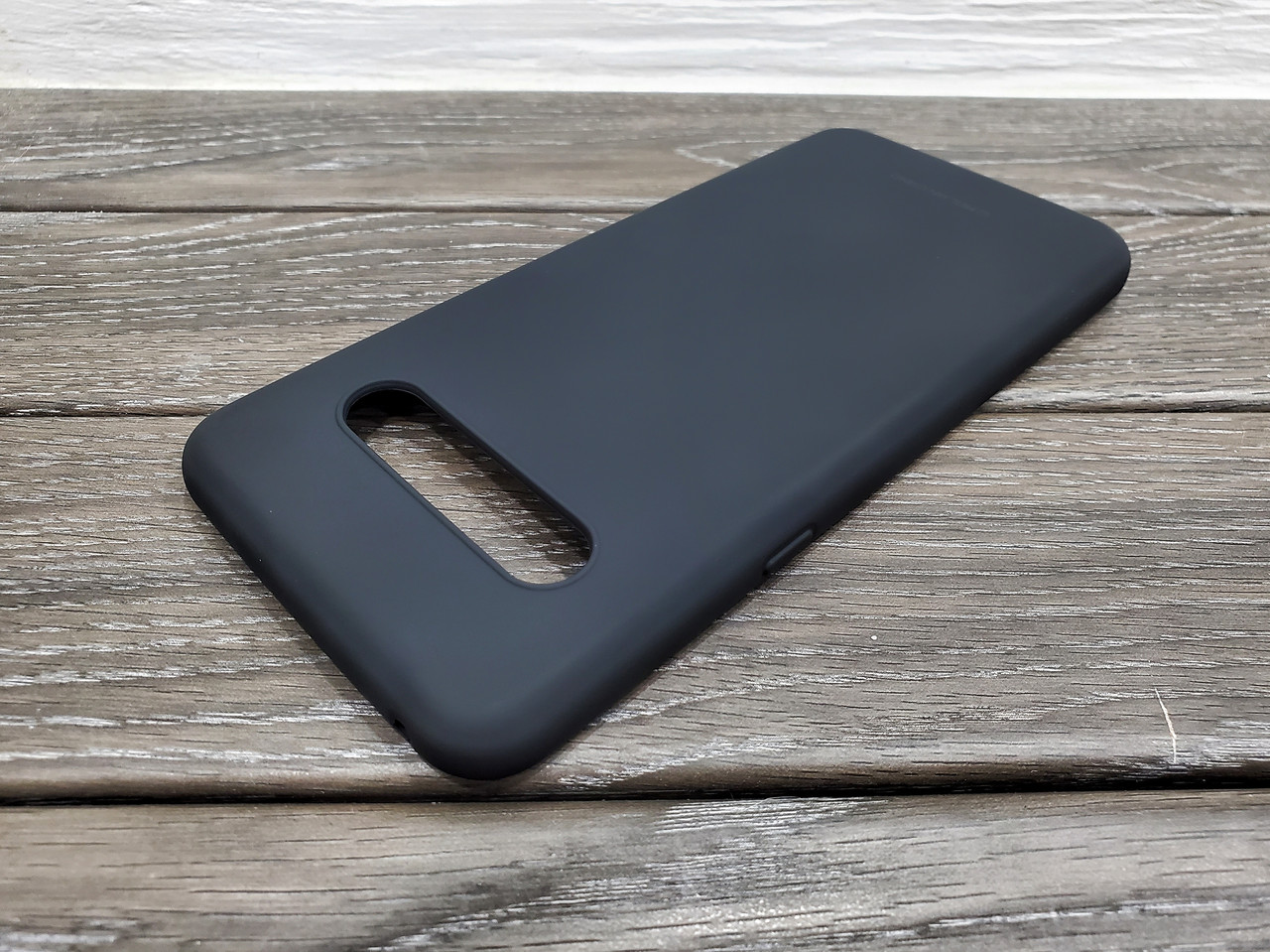 Матовий силіконовий чохол бампер для LG V60 чорний тонкий софт тач