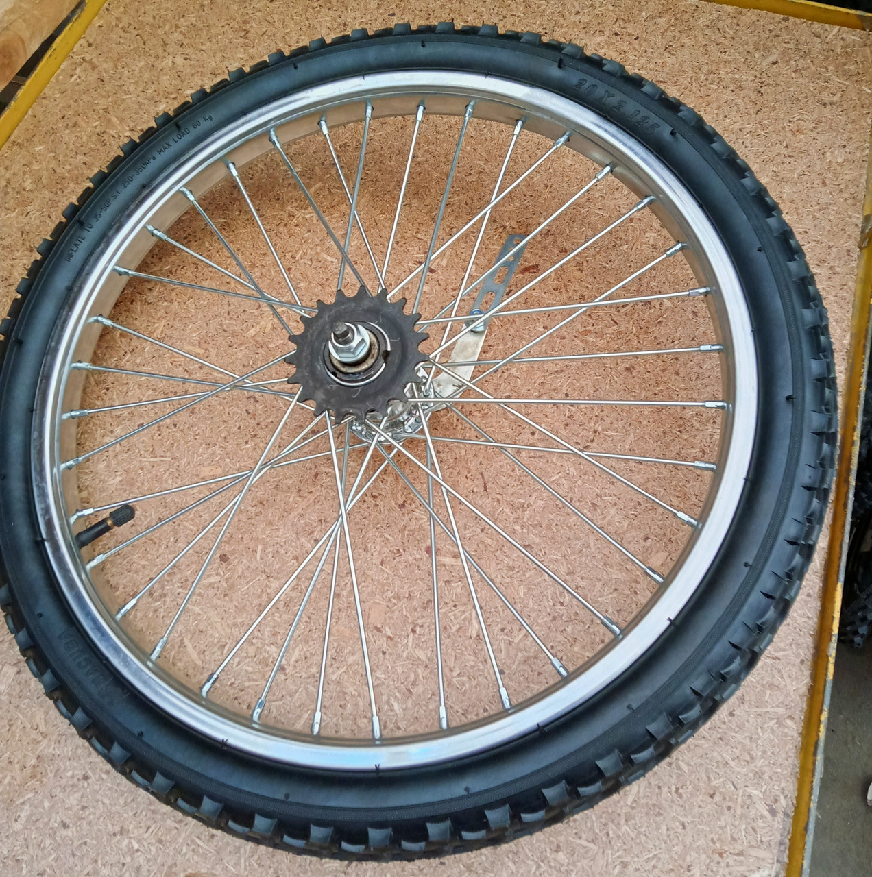 Колесо заднее усиленное на велосипед 20", 24", дюйма .Колесо ...