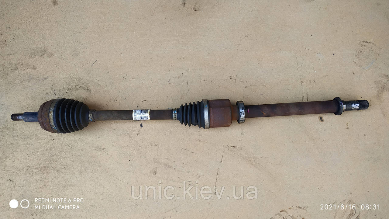 Піввісь права Рено Сценік 3 б / в