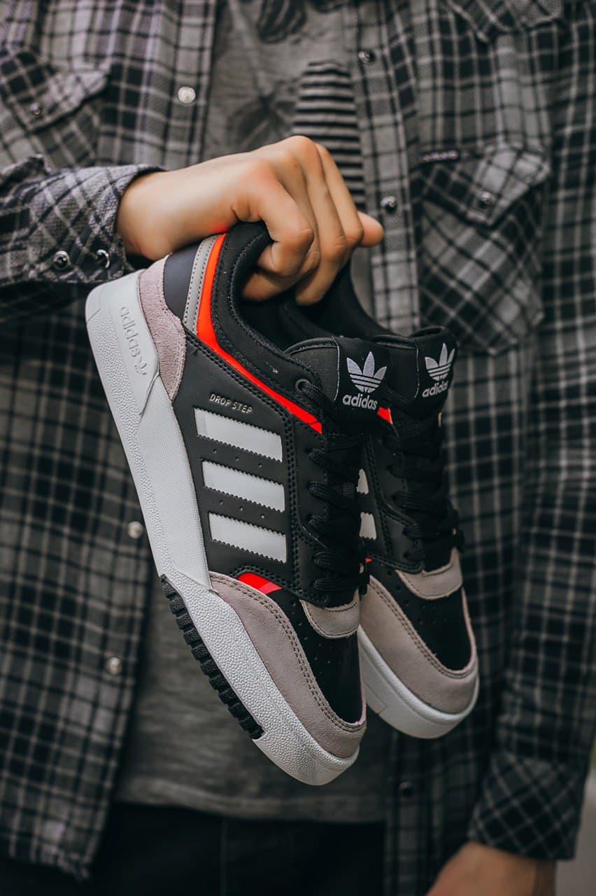 Кросівки чоловічі чорні Adidas Drop Step (02499)