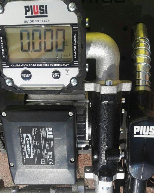 Заправний насос з витратоміром для дизельного палива 220В