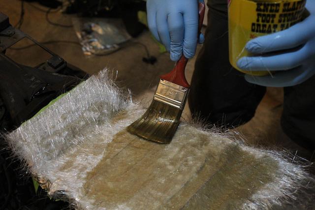 Пропитайте стеклоткань эпоксидной смолой КЕ «Slab-521» Пропитайте стеклоткань эпоксидной смолой КЕ «Slab-521»