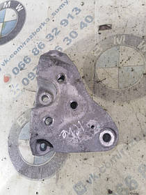 Кронштейн КПП Jeep