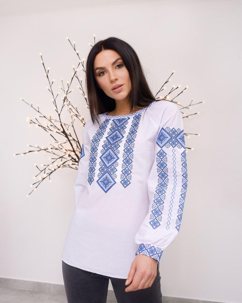 Вишиванка з синім геометричним орнаментом, фото 1