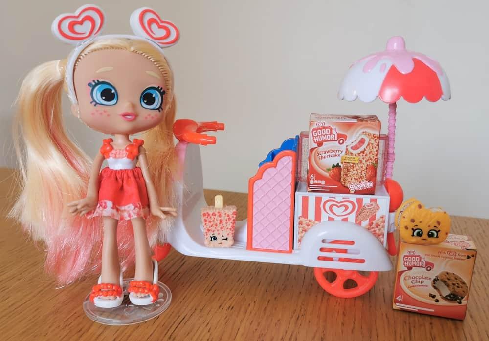 Шопкінс Стейсі та скутер Shopkins Real Littles Stacey Cakes Icy Treats Scooter
