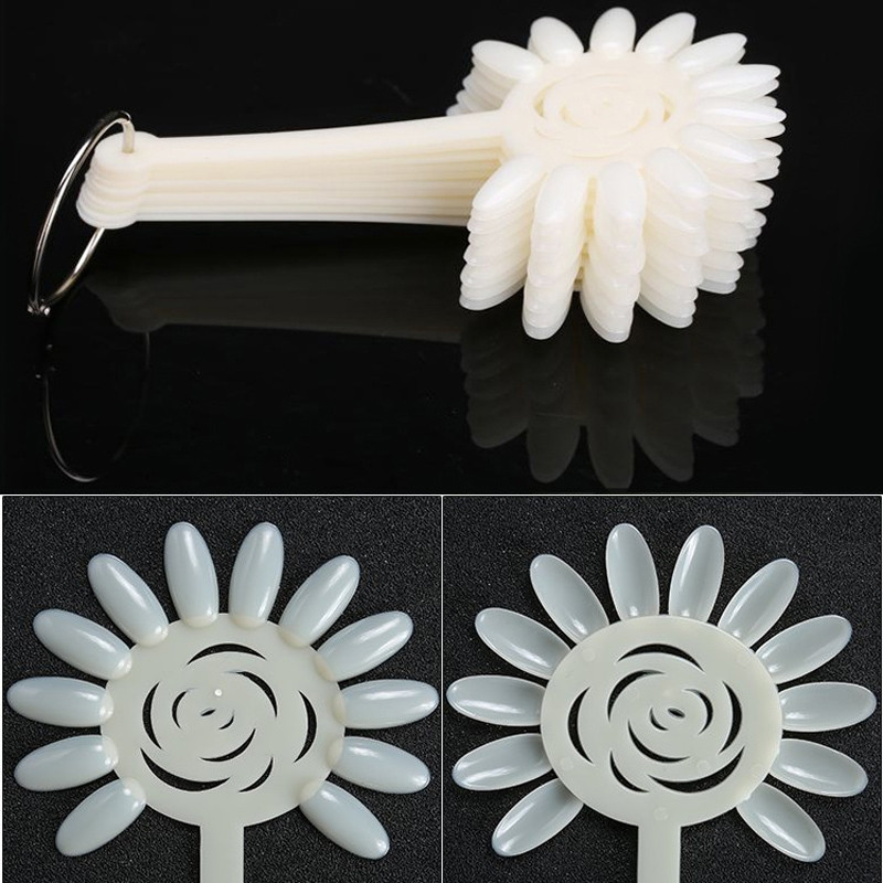 Палітра для лаку квітка (біла) на 120 типс.