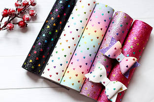 Кожзам глитерный з серцями