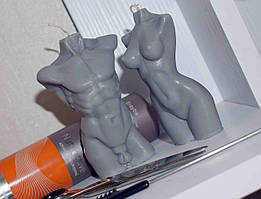 Свічки "Жіночий та Чоловічий Торс". Колір: Сірий Висота: 10см. Матеріал:Парафін.