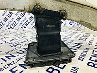 Кронштейн підсилювача заднього бампера правий Mercedes W164, X164 A1646401231