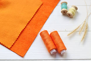 Швейна Нитка OMEGA 120 - 200м Помаранчева 145