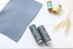 Швейна Нитка OMEGA 120 - 200м Темно-сіра 371