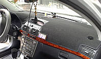 Накидка на панель приборов TOYOTA Avensis (2 пок., T250, с экраном), 2003-2008, Чехол/накидка на торпеду авто