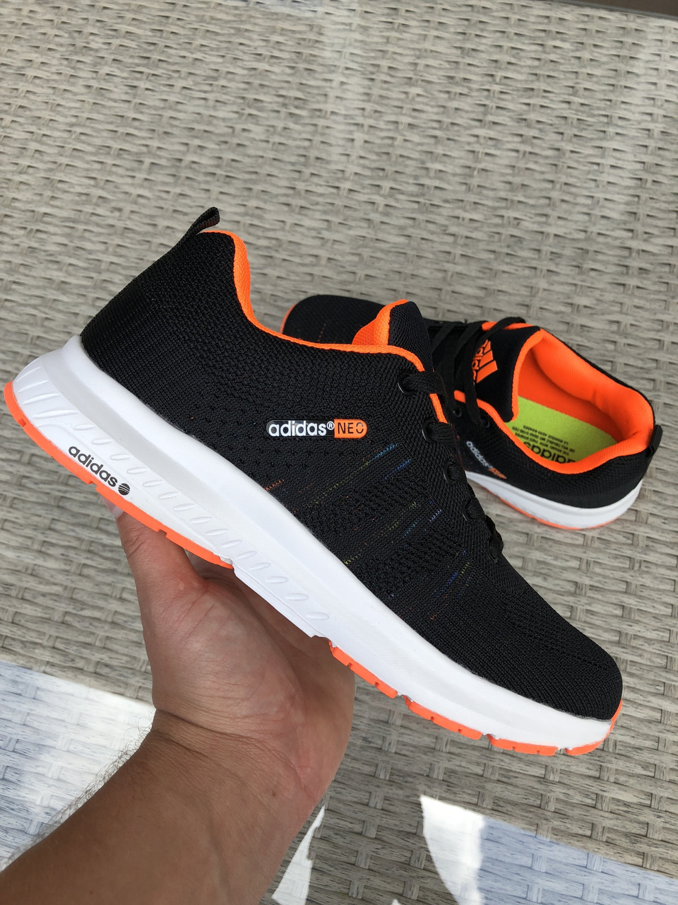 Чоловічі кросівки Adidas Neo чорно білі \ помаранчеві 40