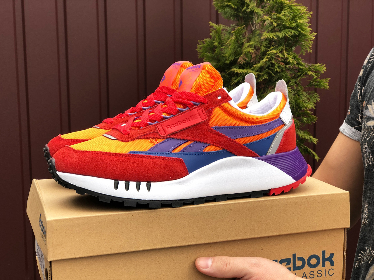 Кросівки чоловічі REEBOK червоні з помаранчевим\сині