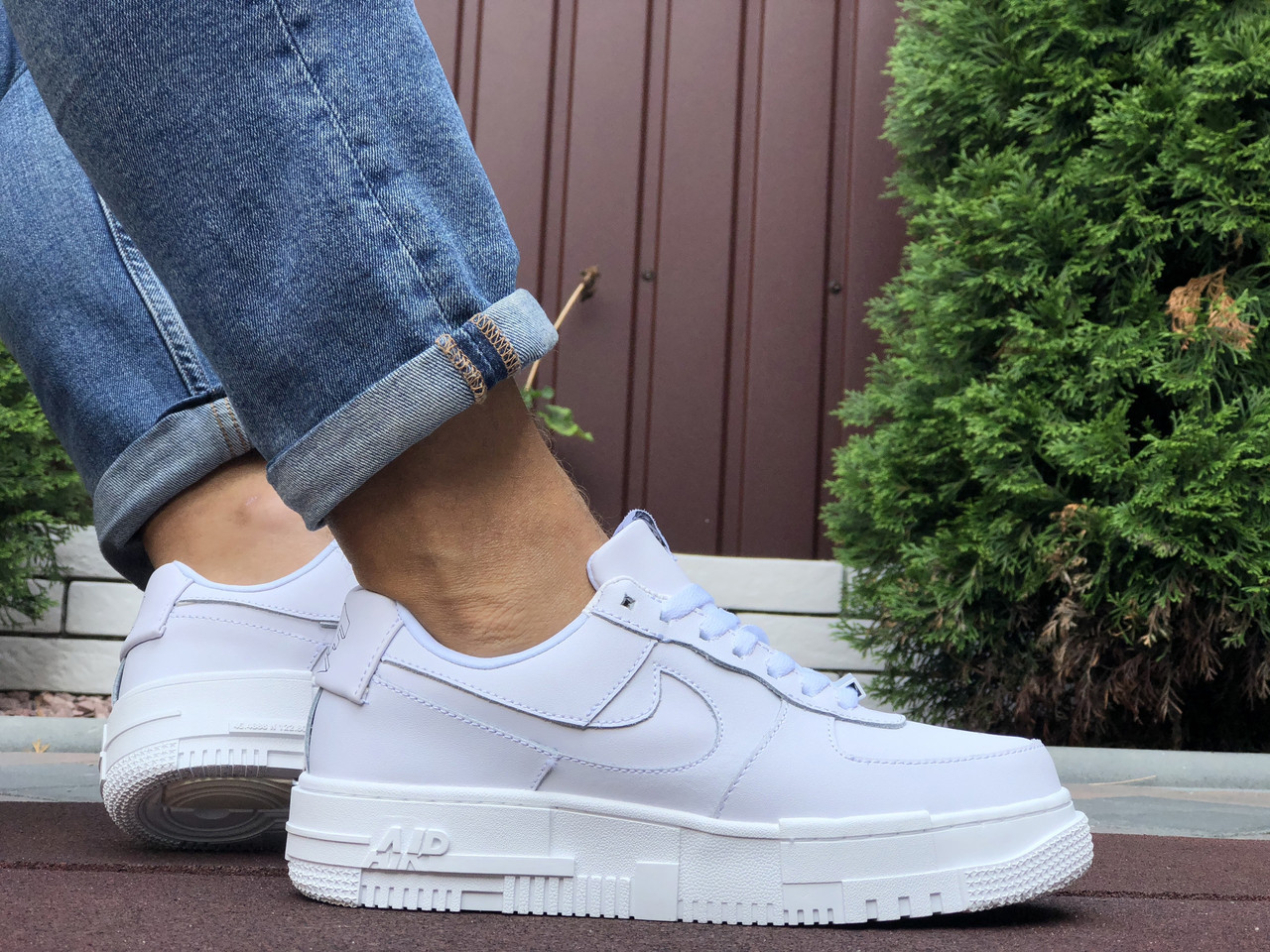 Кросівки чоловічі Nike Air Force білі