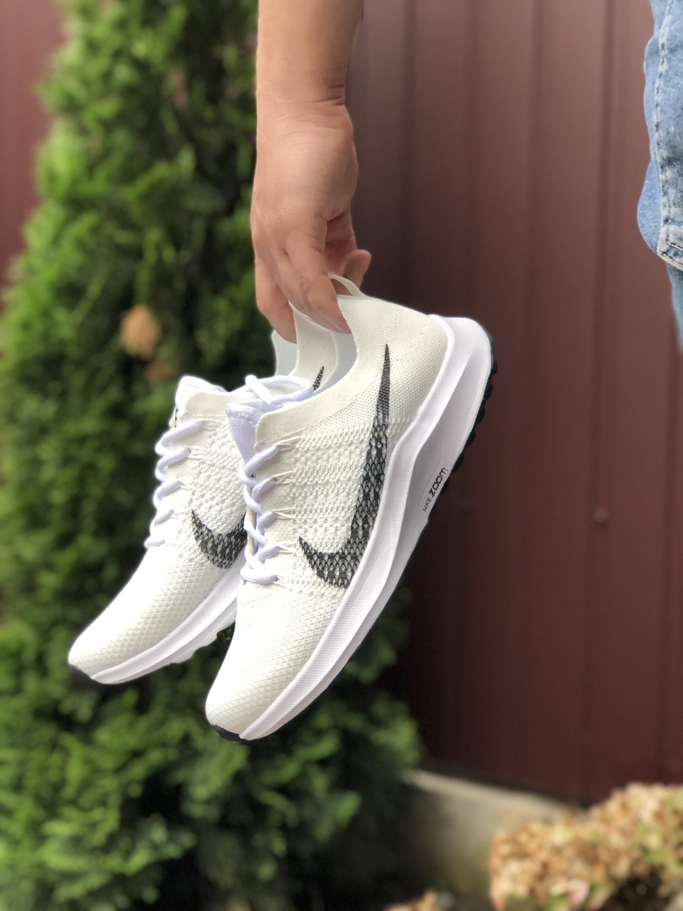 Чоловічі кросівки Nike Zoom молочно білі 41
