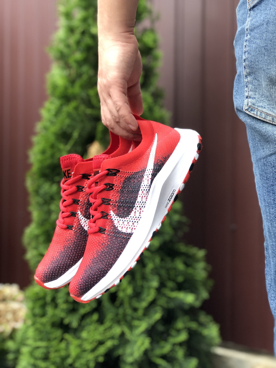 Чоловічі кросівки Nike Zoom червоні з темно синім 42